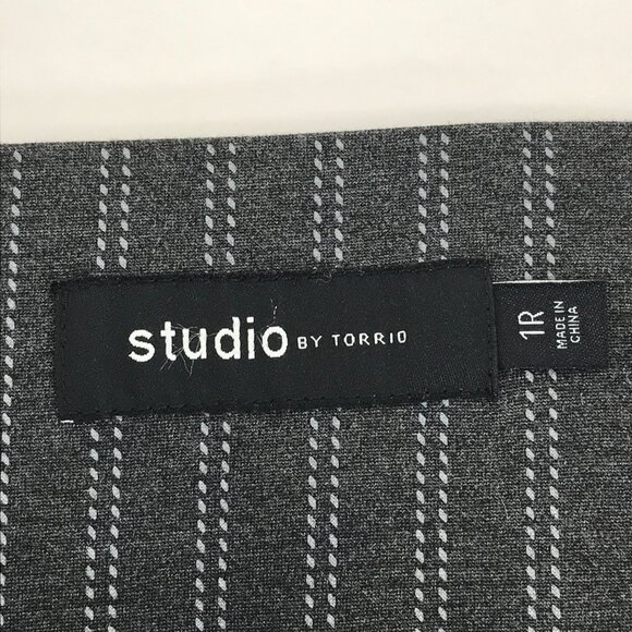 Torrid Studio Pixie Luxe Ponte Skinny Pant Women's Plus Size 1/1X Gray Stripe - Picture 8 of 12